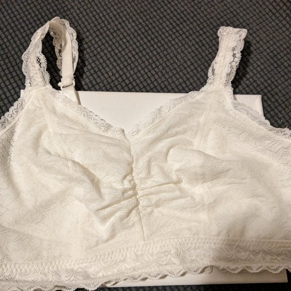 Torrid Curve White Lace Bralette, Size 1(X), Brand New